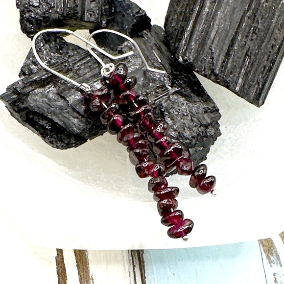 Garnet dangle long earrings/January Birthstone - Picture 1 of 6